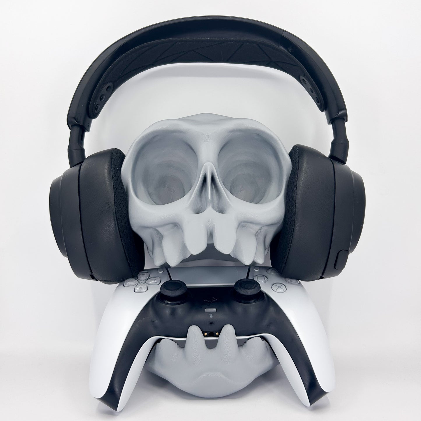 Skull Headphone & Controller Stand